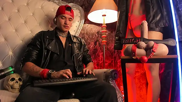 AlecBanne Pertunjukan Webcam