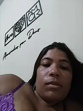 IndiaPozuda_'s Live XXX Chat