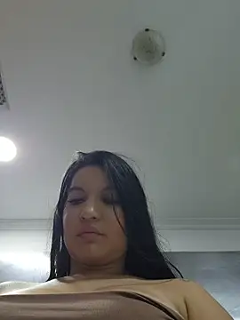 Pretty_Julieta – Live XXX-chat