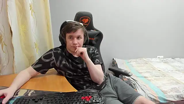 iliaskrislove 网络视讯表演