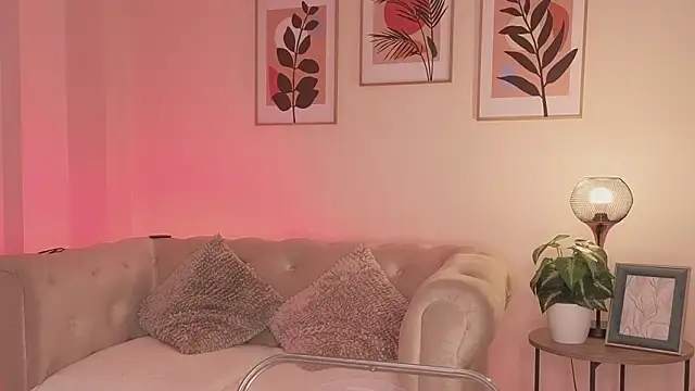 DahianaWalcottのライブXXXチャット