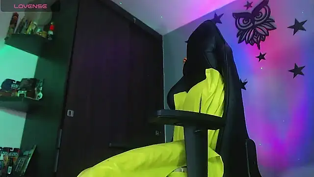 justincs Chat XXX live