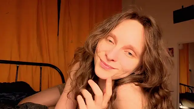 Chat +18 de MikkyMoony ao vivo