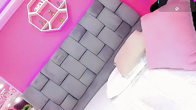 Keysprincess Adlı Modelin Canlı XXX Sohbeti