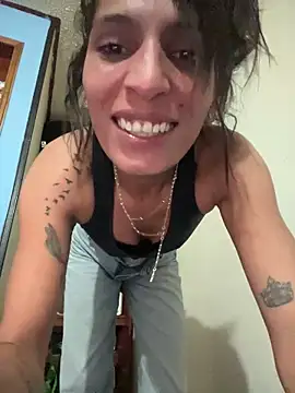 ImCrazzy Live XXX Chat