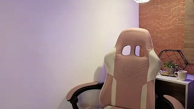 XXX chat uživo modela AgnesIvanova