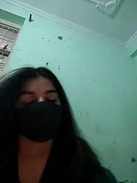 XXX chat uživo modela the_saavi