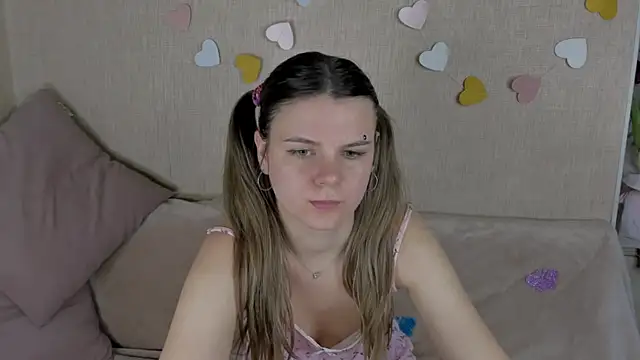 Zorianaa: απευθείας συνομιλία ΧΧΧ