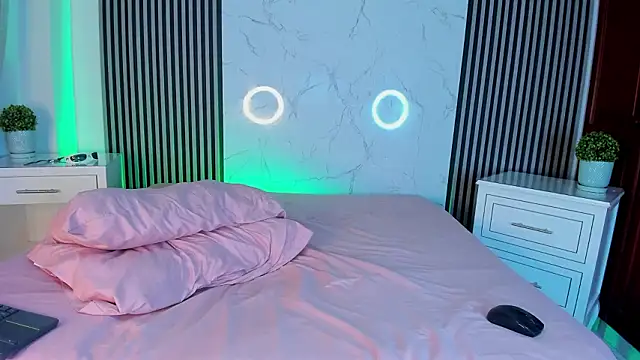 دردشة SpaceBoy1 الجنسية المباشرة