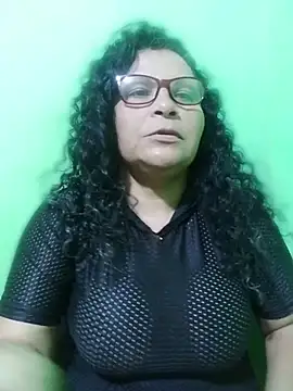 Amarantha25: онлайн-секс-чат