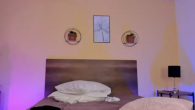 Chat +18 de Angelcumm_ ao vivo