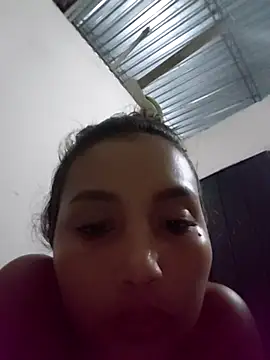 XXX chat uživo modela Genesis_18_