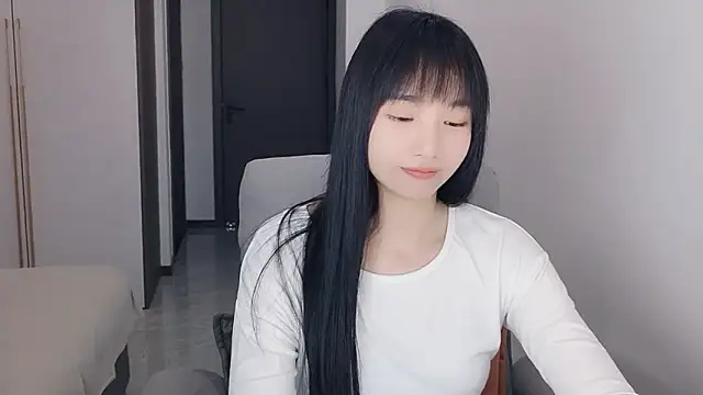 Lisa-3333 – Live XXX-chat