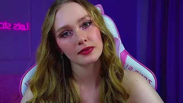 Chat +18 de AgataFoxley ao vivo