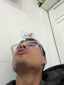 Онлайн чат XXX TavoHot_