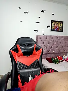 vannesitha25 现场XXX聊天