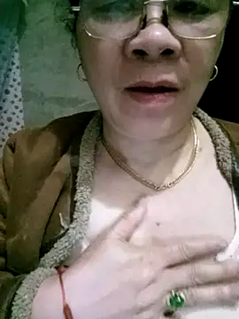 small-house123 Adlı Modelin Canlı XXX Sohbeti