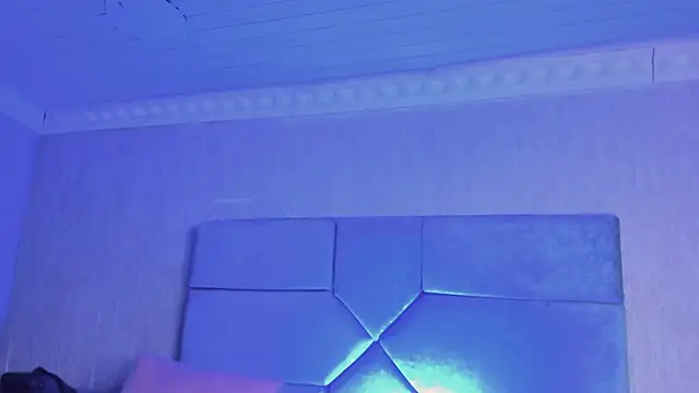 NaomySakura 现场XXX聊天