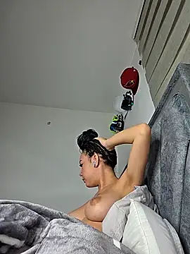 alaia_princess 即時 XXX 聊天