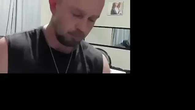 redslovestofuck Adlı Modelin Canlı XXX Sohbeti