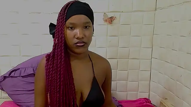 EroticSexyPrada – Naživo XXX chat