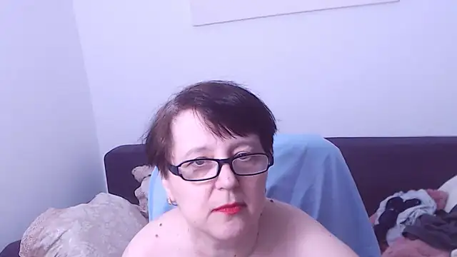 ChristaRose: онлайн-секс-чат