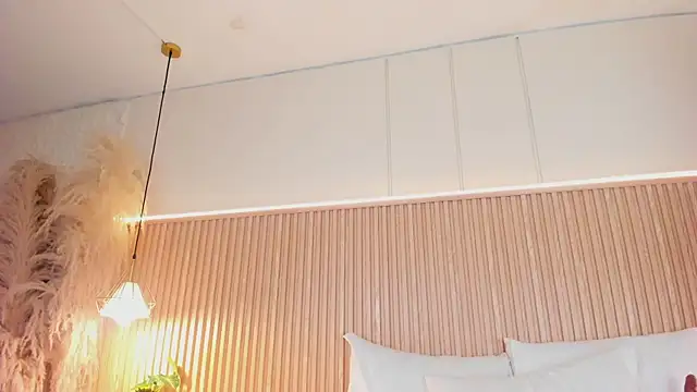 NahimiThompson – Live XXX-chat