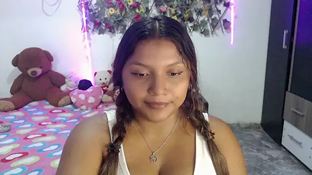 Онлайн чат XXX sexysusan4you