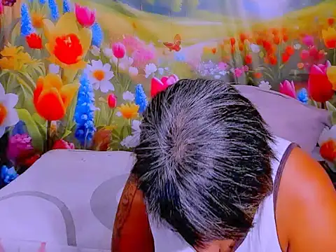 indianroxy's Live XXX Chat