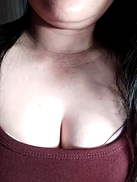 Chatroom XXX en direct de Reina_Fcup01