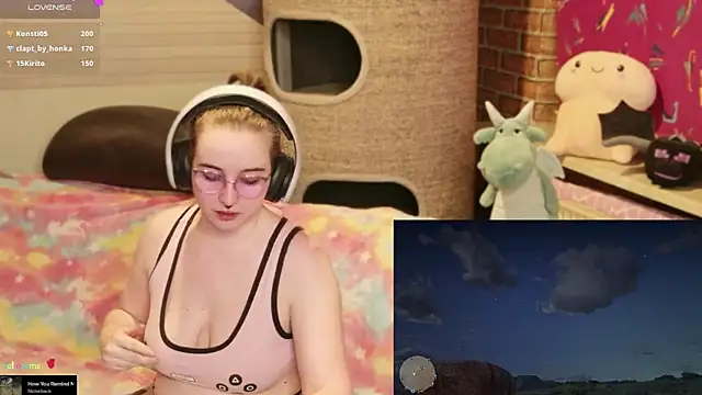 GamerGirl_Eve's Live XXX Chat