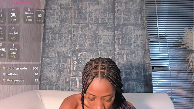 Chat +18 de NathalyLeen ao vivo