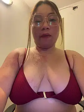 WHITEWOMEN_2's Live XXX Chat