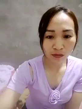 Thobaby112 即時 XXX 聊天