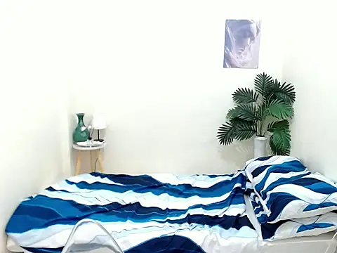 Pokazy przed kamerką – Ms_yhanna