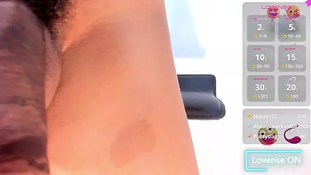 Bigcock_27cmt's Live XXX Chat