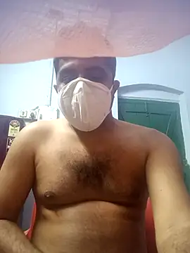 TrainedBend28 Live XXX-chat