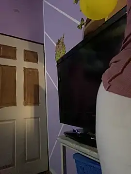 angelasm Adlı Modelin Canlı XXX Sohbeti