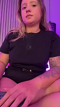 MiaPetit_'s Live XXX Chat