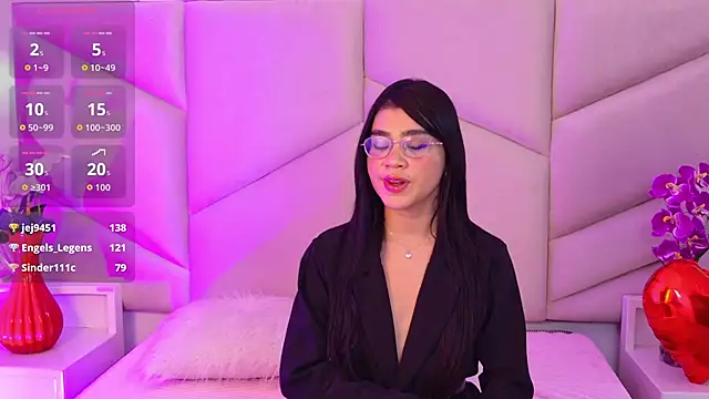 OliviaDiaz Chat XXX in diretta