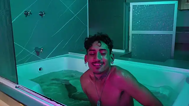 Show modela Dark_Eros_ na web-kameri