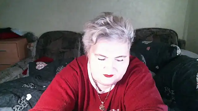 Lana555 Adlı Modelin Canlı XXX Sohbeti