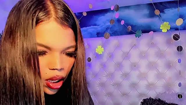 Keira_Fox31's Live XXX Chat