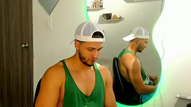 Chat XXX en directo de Kris_Khalifa69