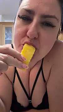 Lacey-BBW Webcam Show