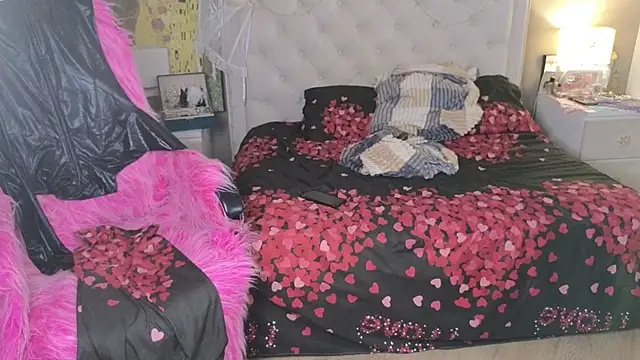 RoxalanaStar – Naživo XXX chat