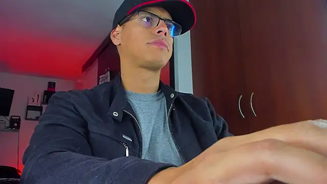 _John_Boy_ 即時 XXX 聊天