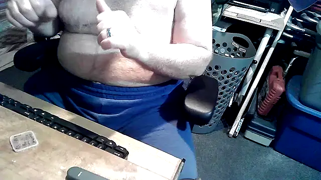 Oldmanphlwiss' Live XXX Chat