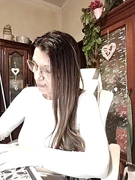 Melmamalhuda@xh: онлайн-секс-чат