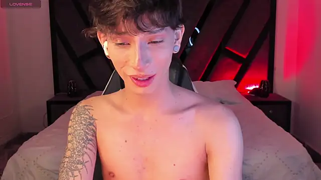 AndyWiilliams' Live XXX Chat